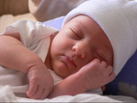Lancement de la campagne "Sauvons 10.000 nouveau-nés"